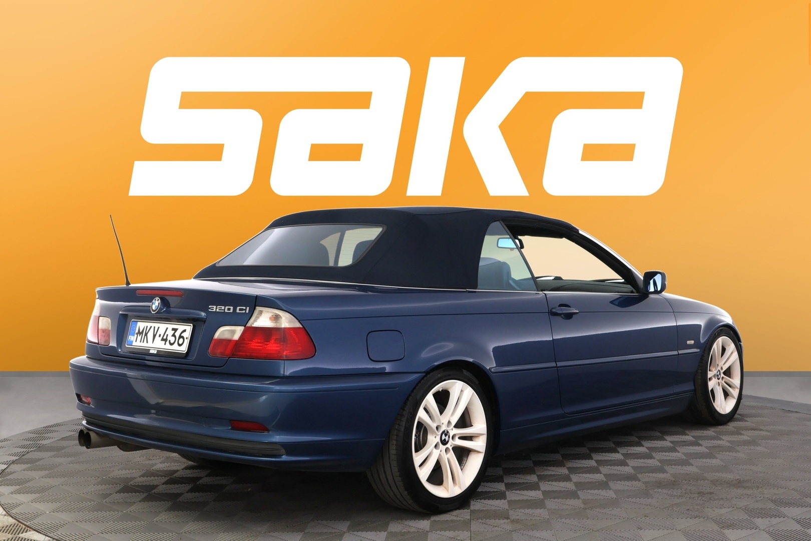 BMW 320 2001