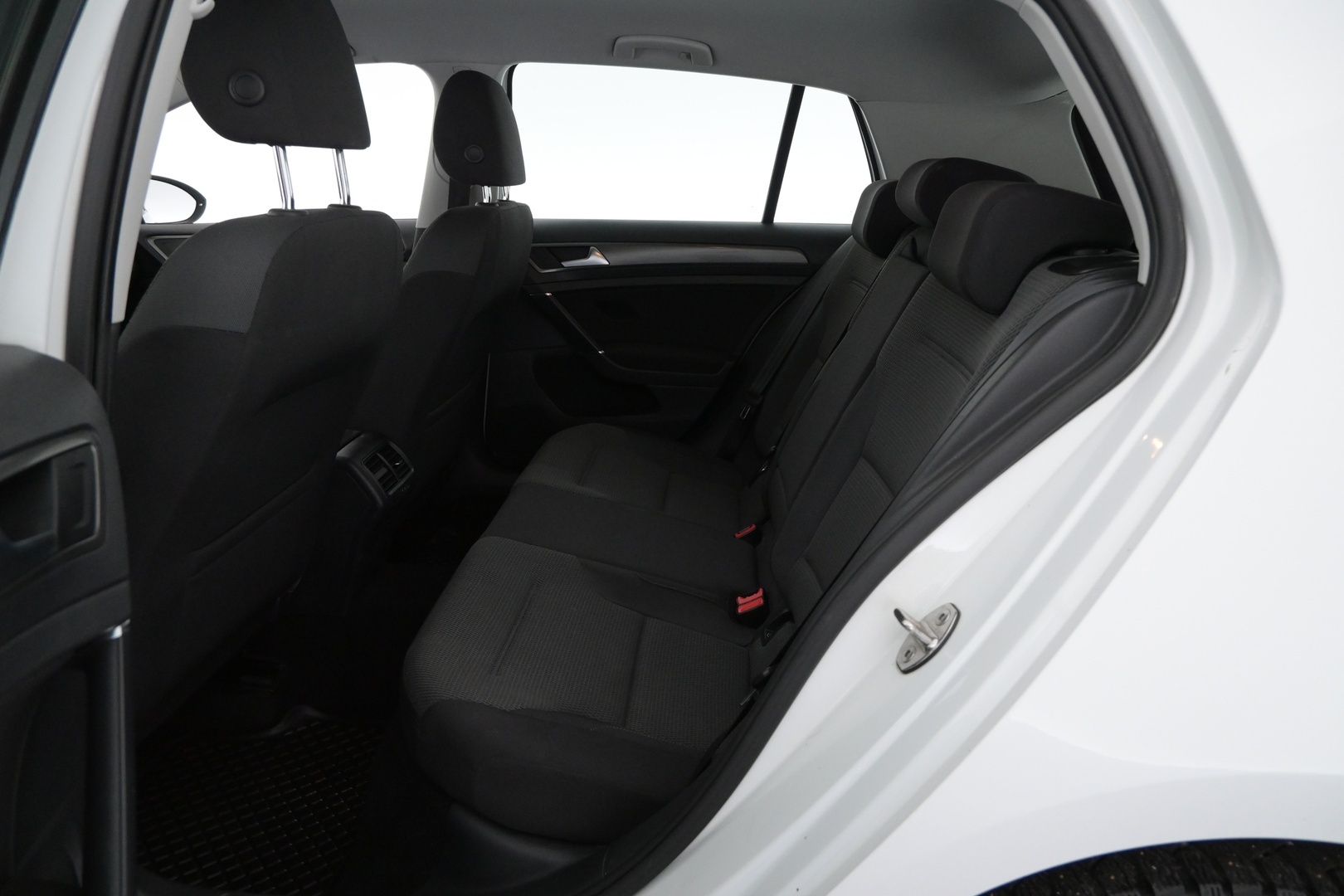 VOLKSWAGEN Golf 2013