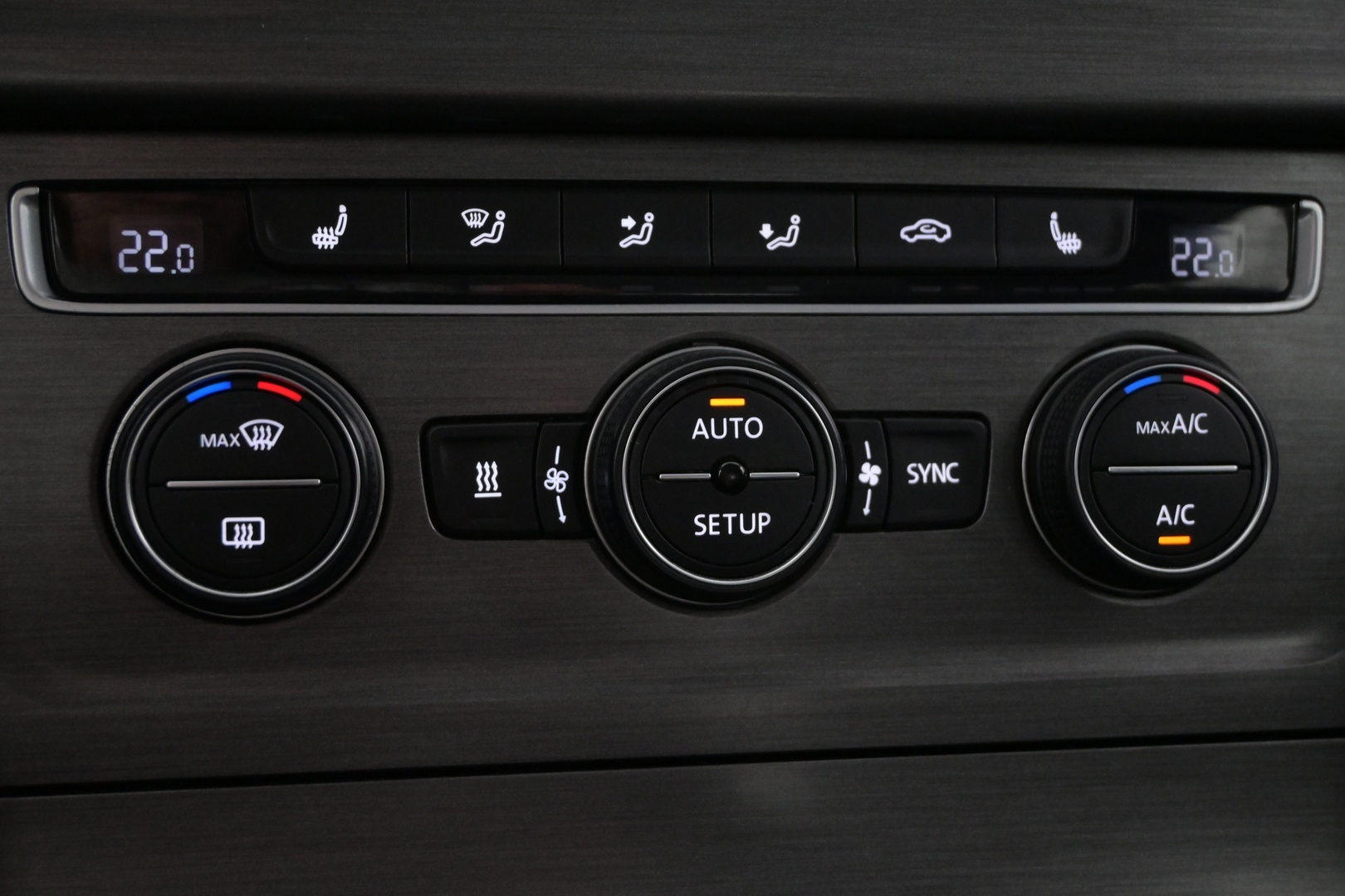 VOLKSWAGEN Golf 2013