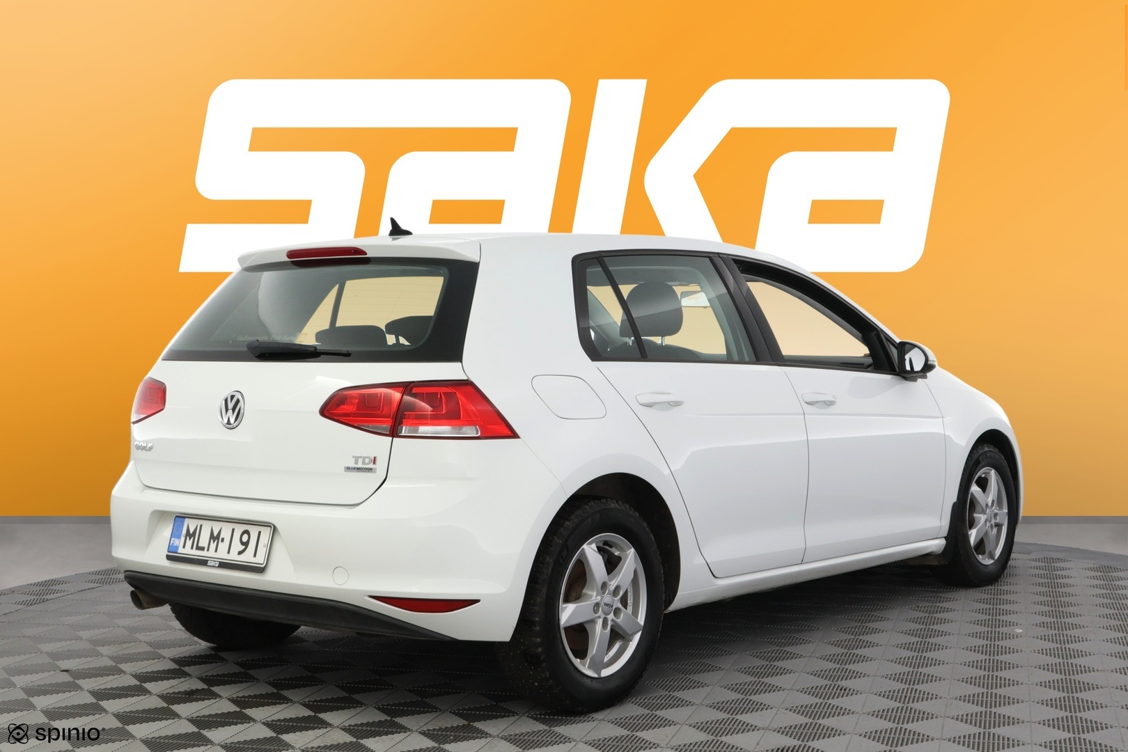 VOLKSWAGEN Golf 2013