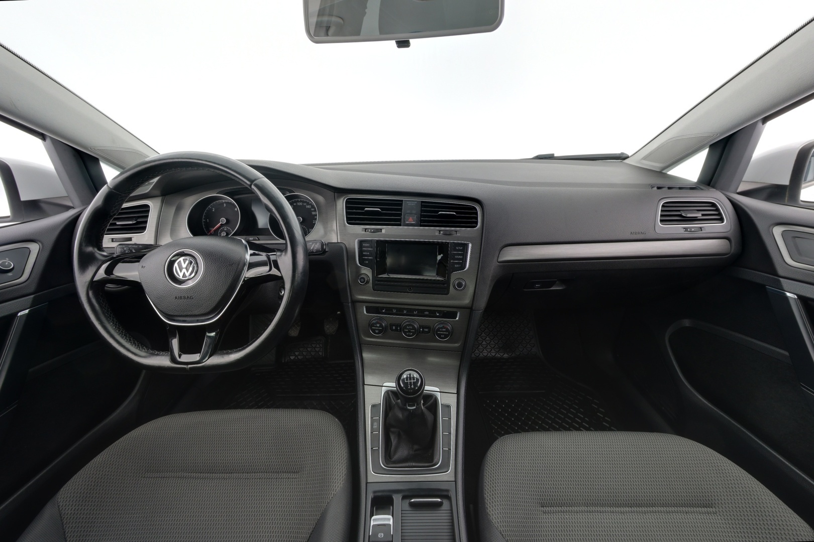 VOLKSWAGEN Golf 2013