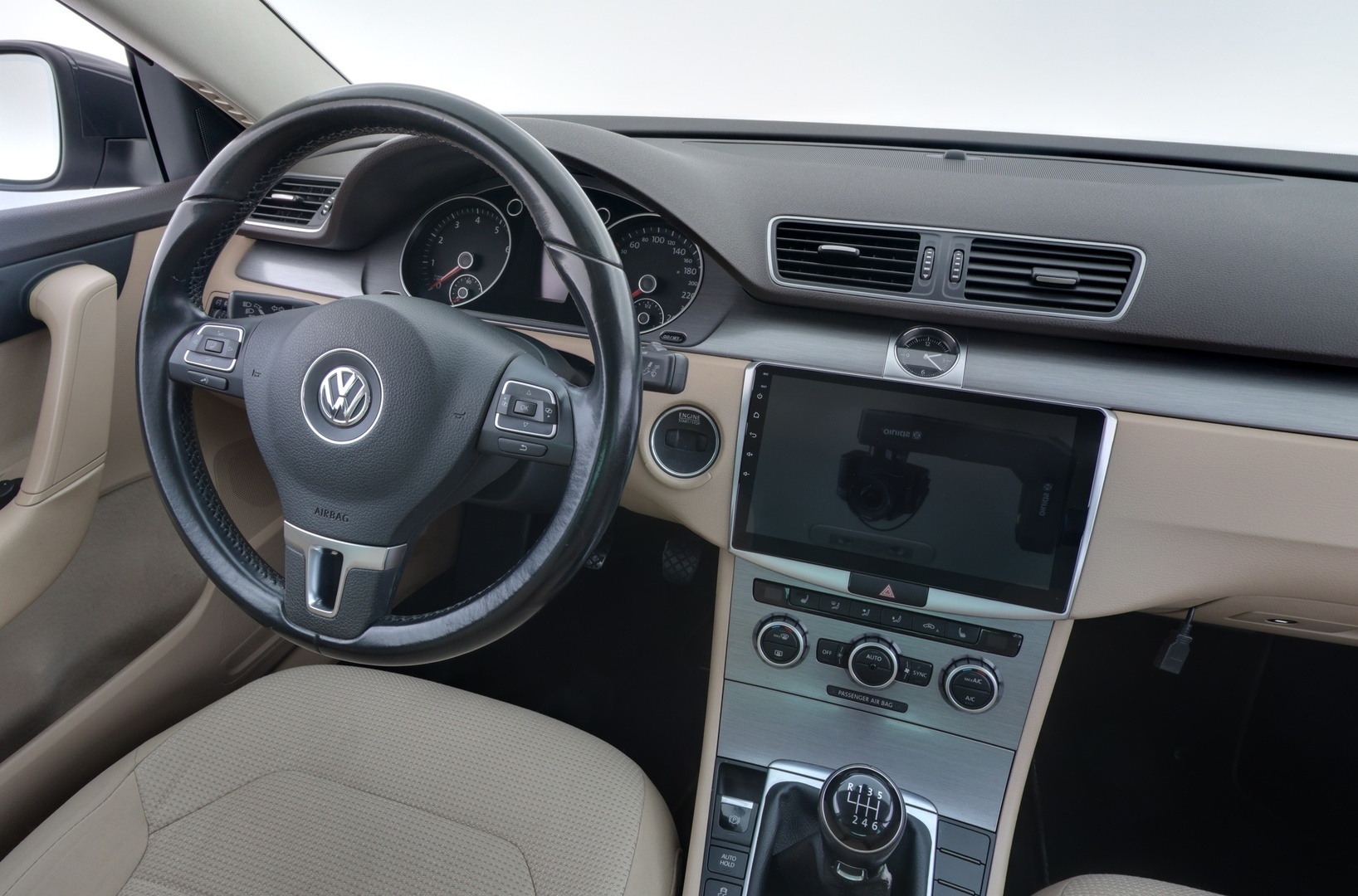 VOLKSWAGEN Passat 2015