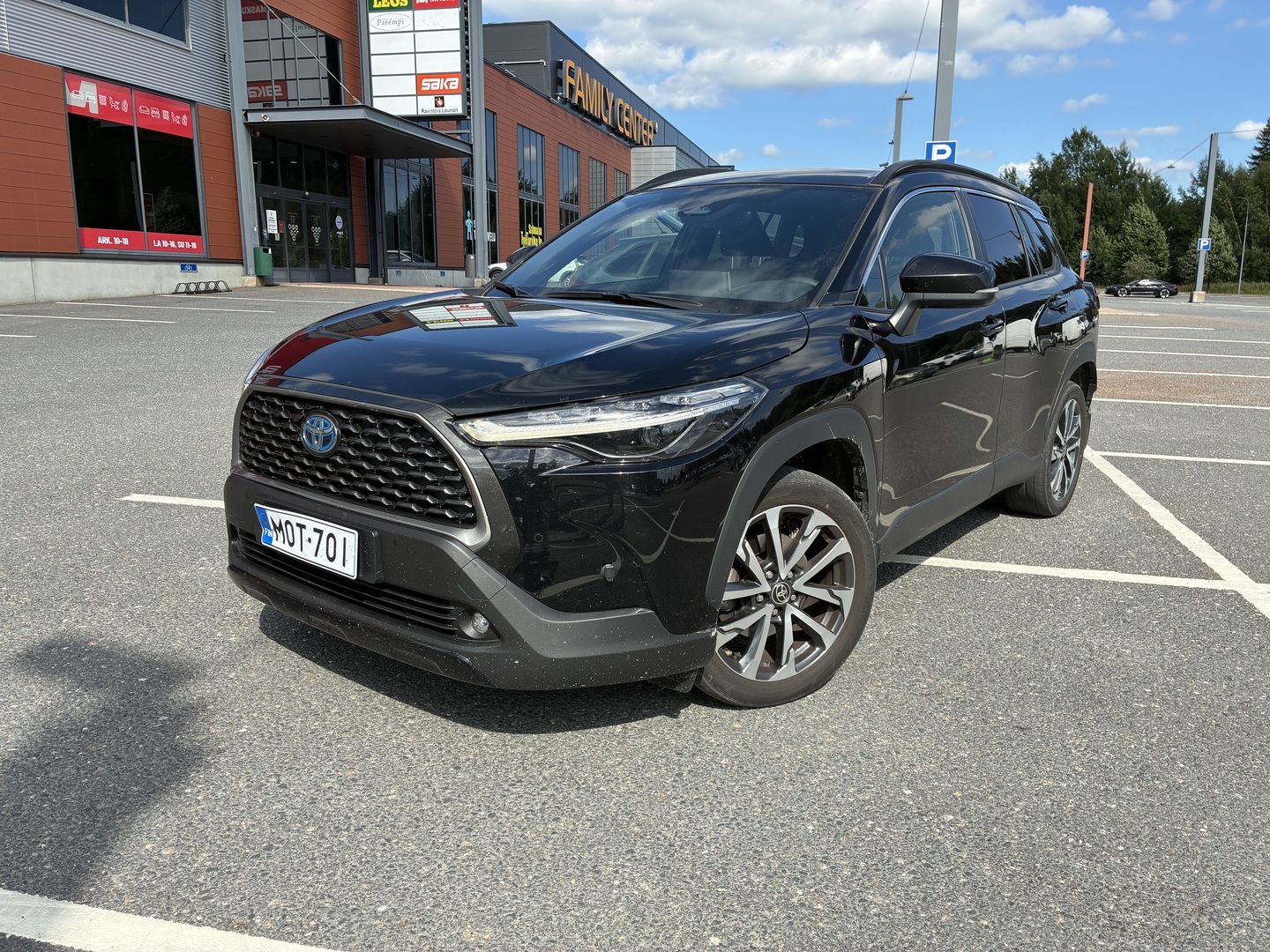 TOYOTA Corolla Cross 2023