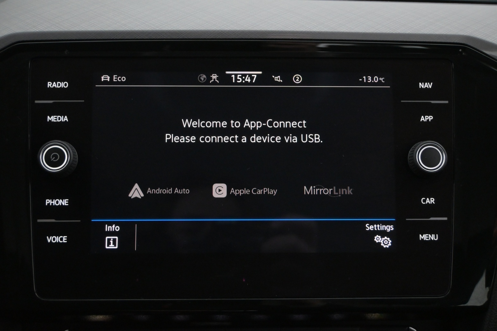 VOLKSWAGEN Passat 2020