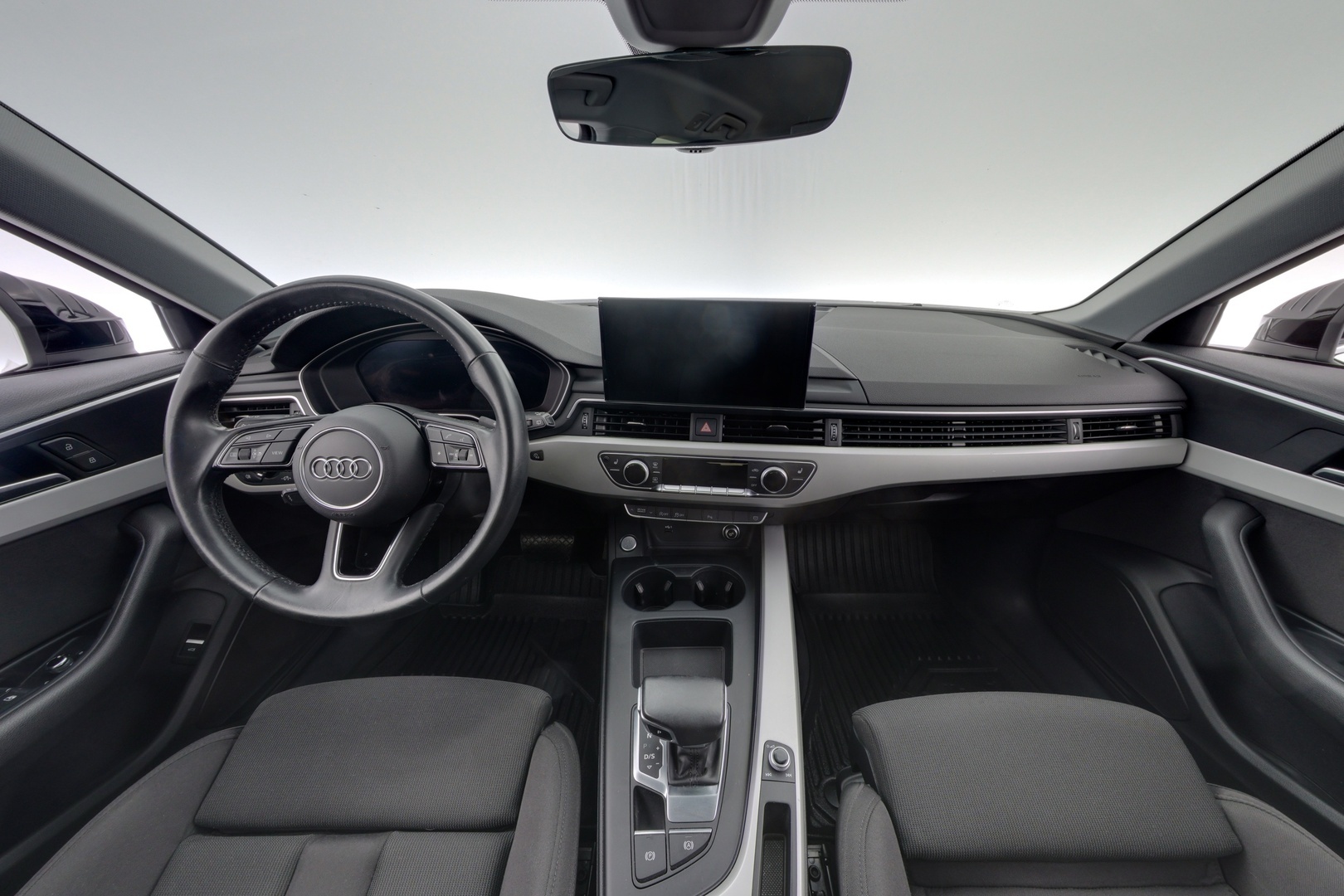 AUDI A4 2020