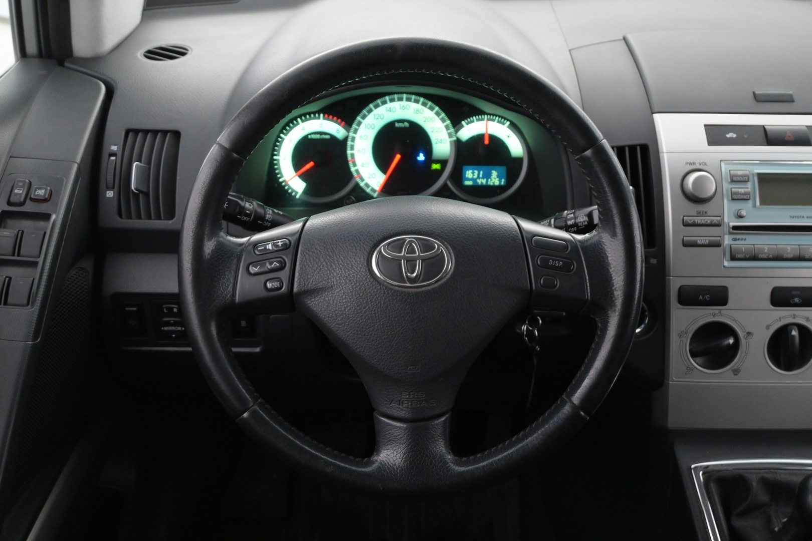 TOYOTA Corolla Verso 2006