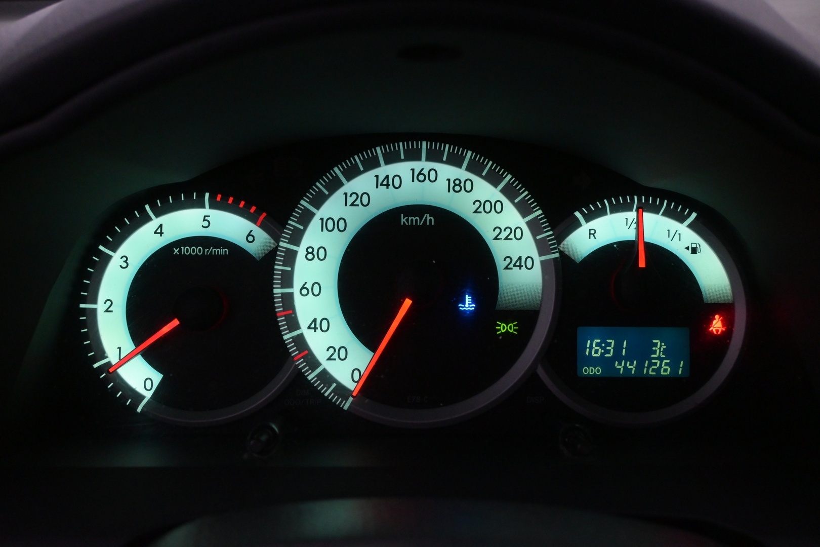 TOYOTA Corolla Verso 2006