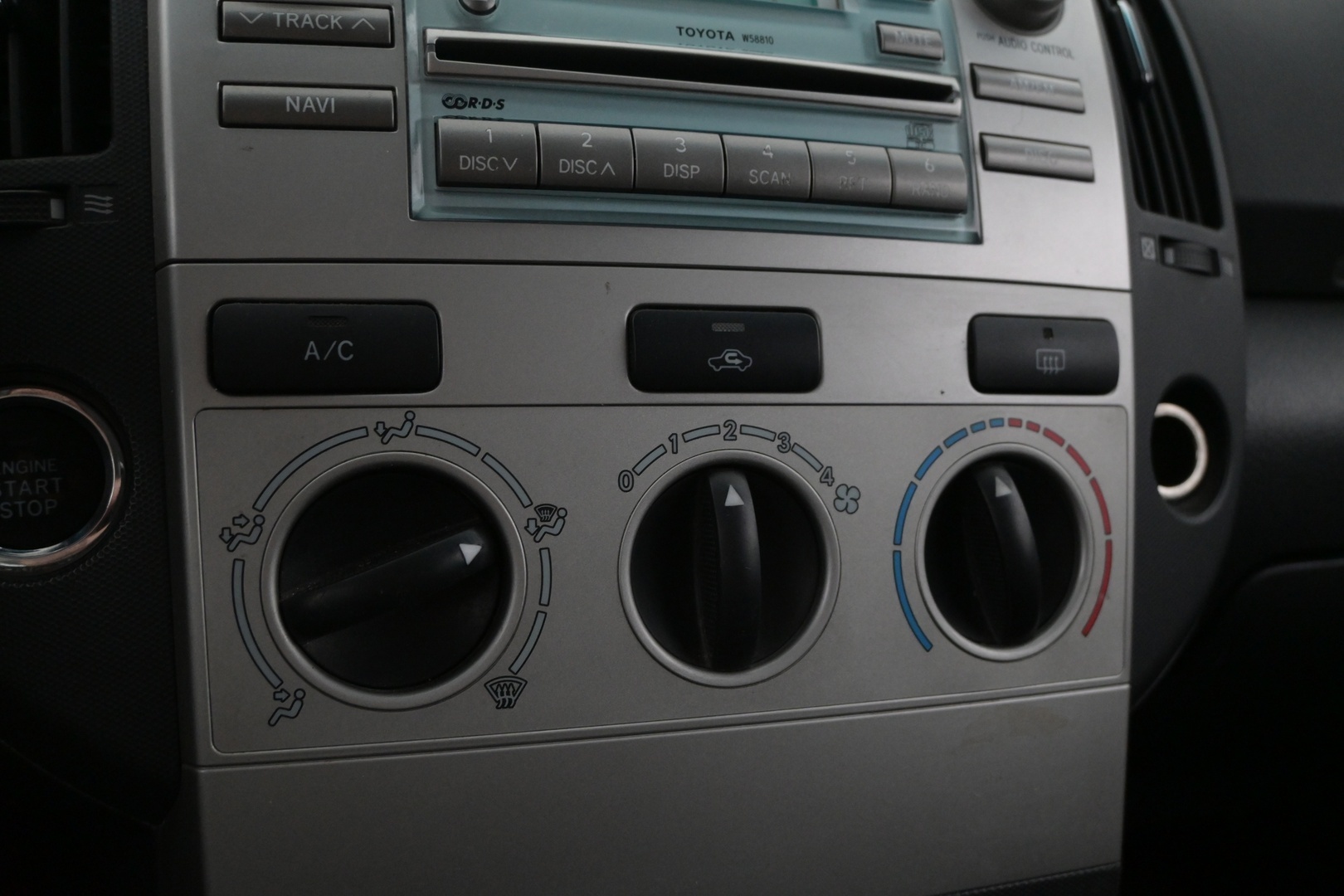 TOYOTA Corolla Verso 2006