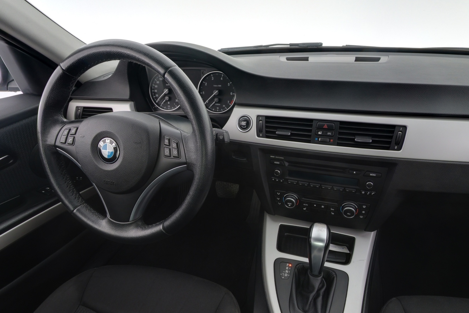 BMW 318 2010