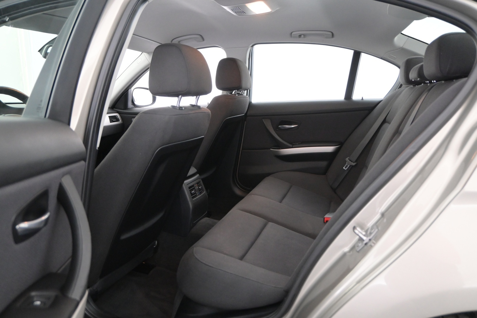 BMW 318 2010