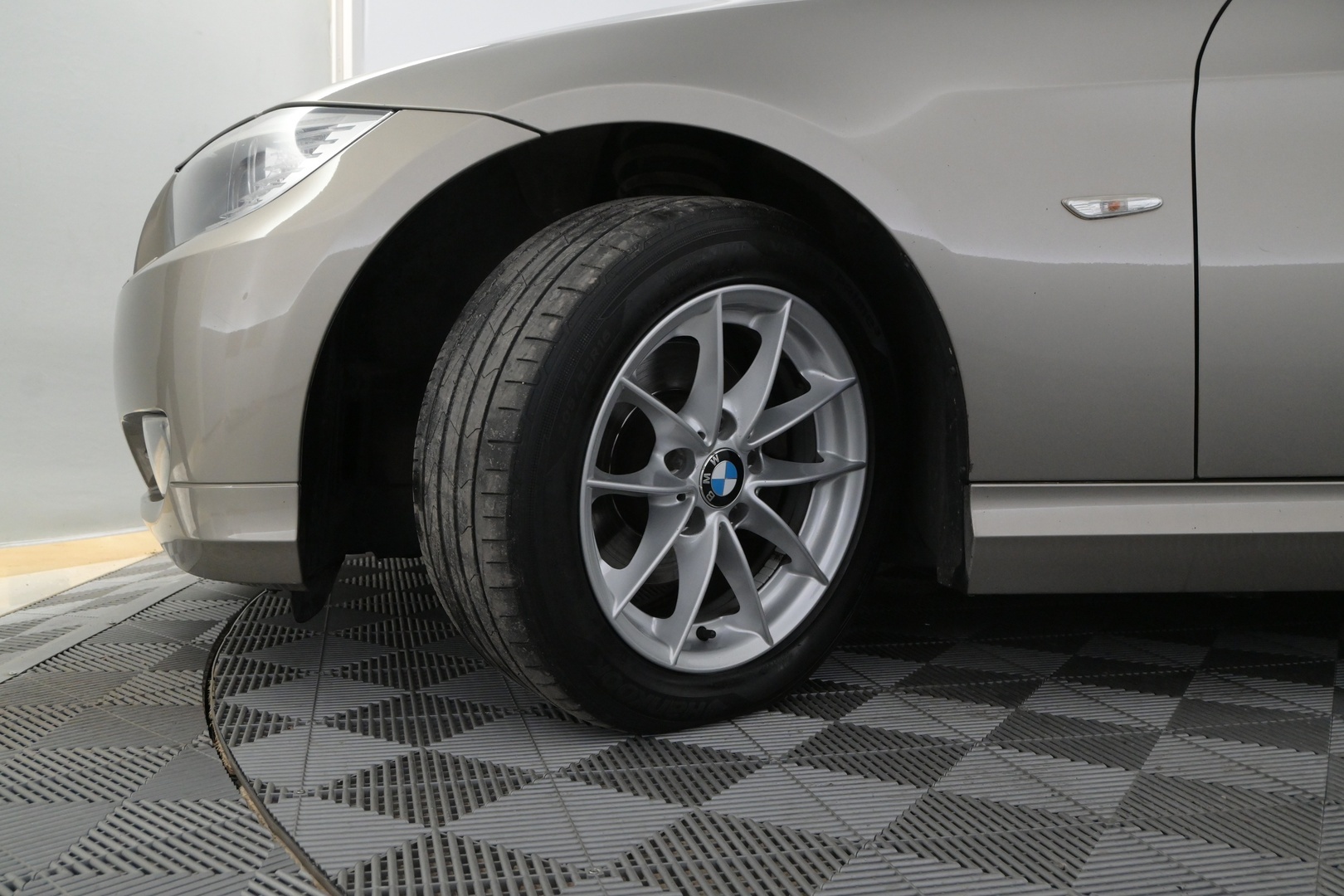 BMW 318 2010