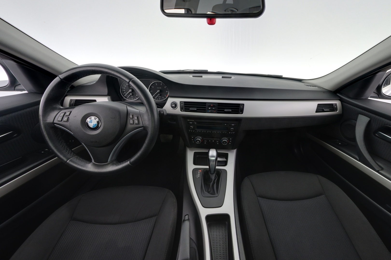 BMW 318 2010