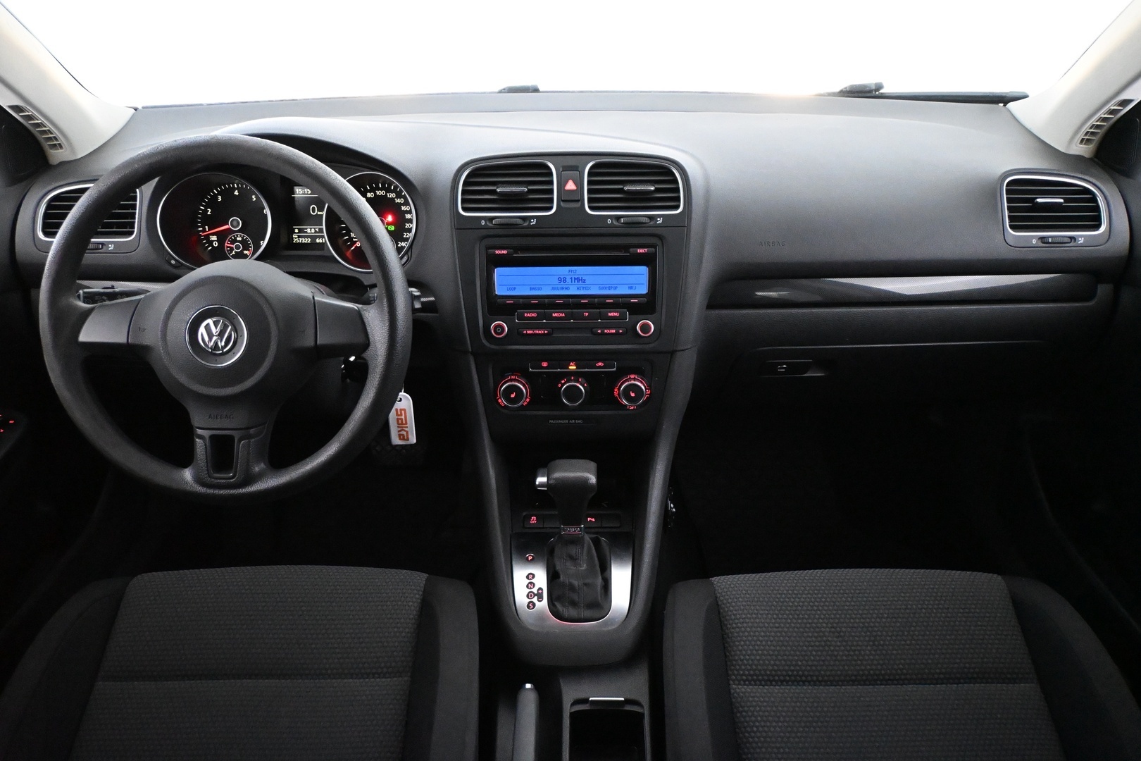 VOLKSWAGEN Golf 2010