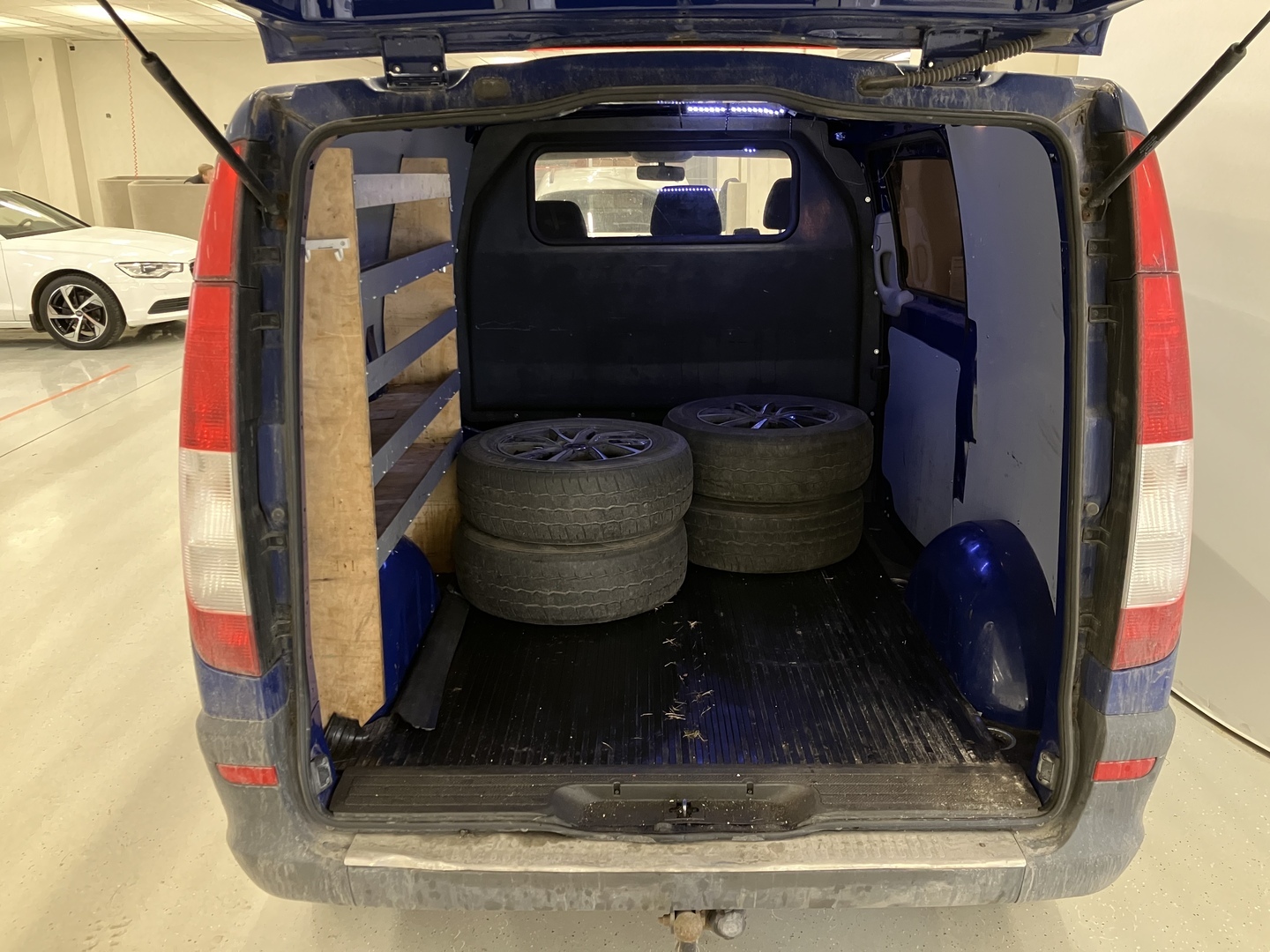 MERCEDES-BENZ Vito 2013