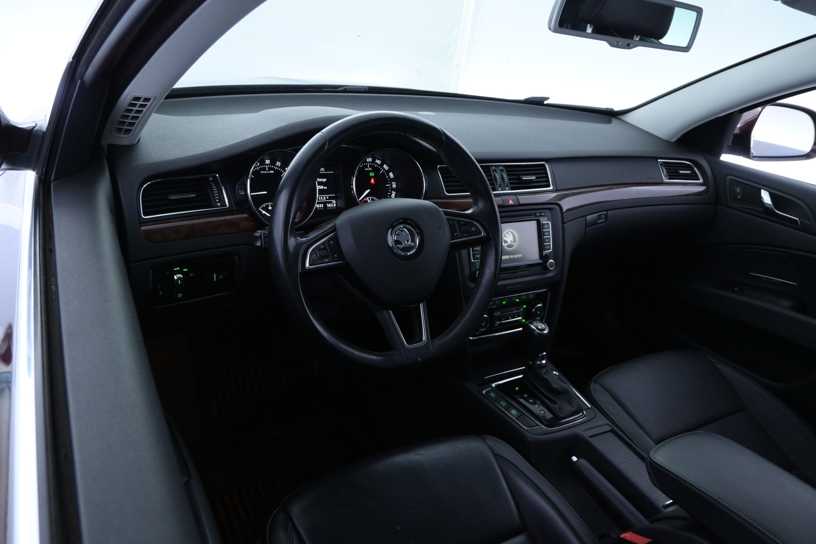 SKODA Superb 2015