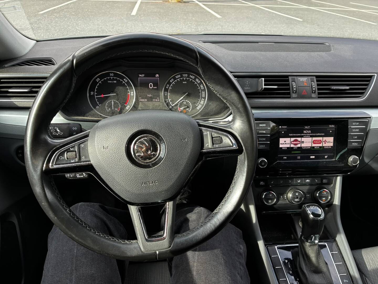 SKODA Superb 2016