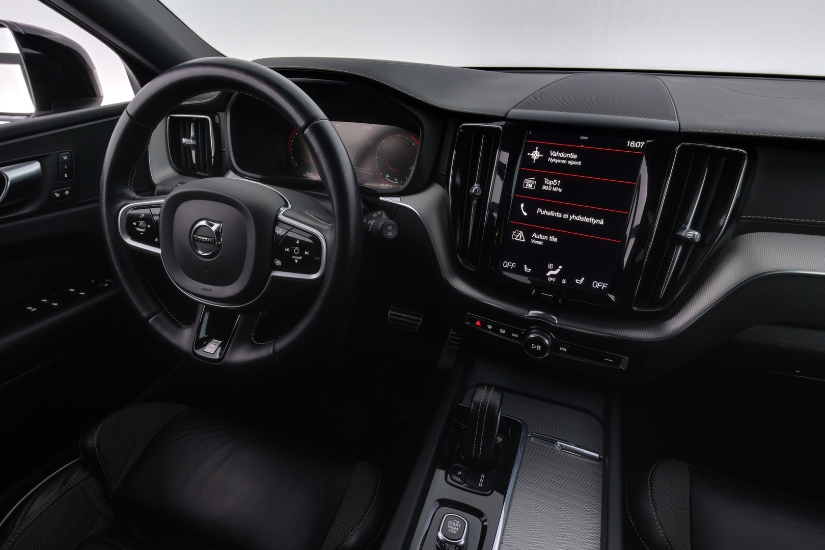 VOLVO XC60 2020