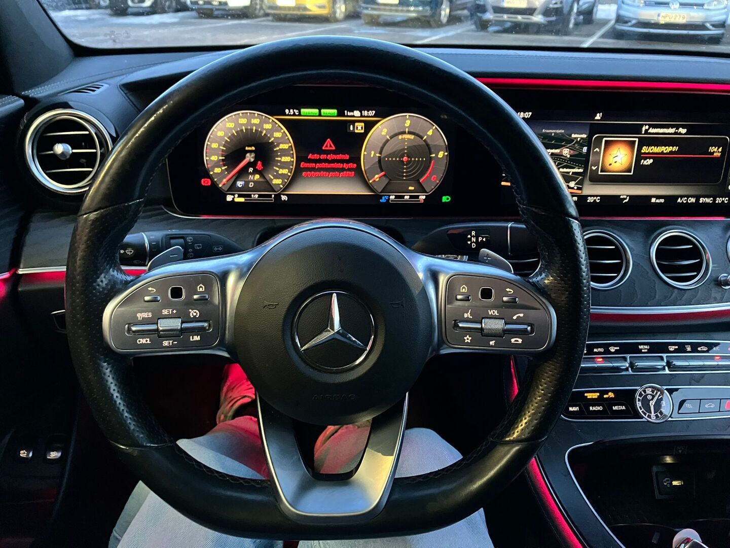 MERCEDES-BENZ E 2020