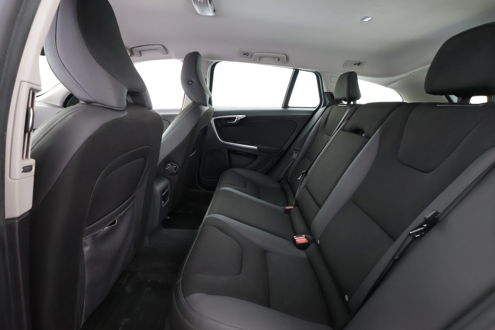 VOLVO V60 2013