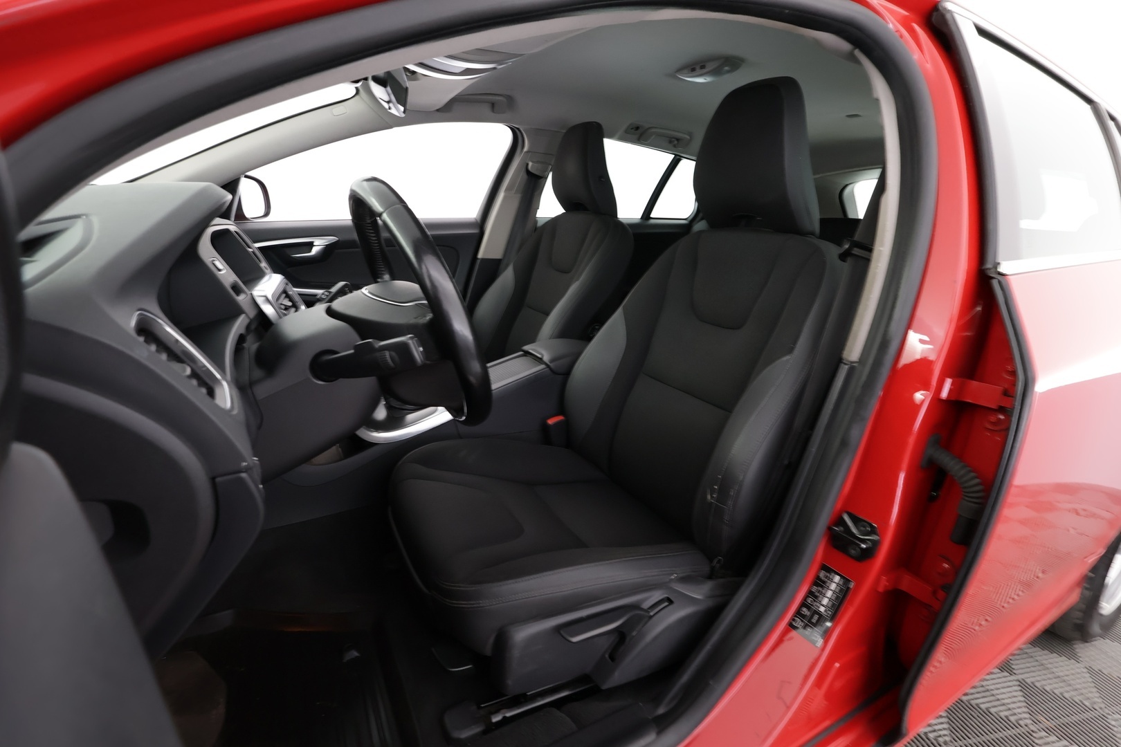 VOLVO V60 2013