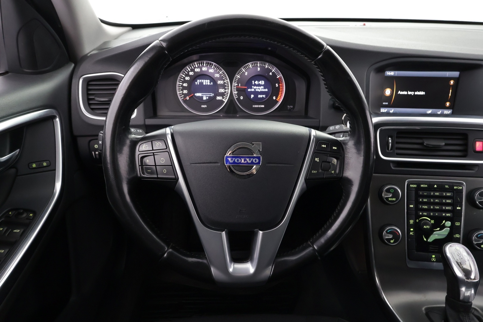 VOLVO V60 2013
