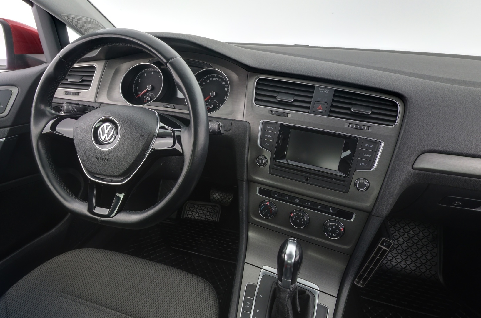 VOLKSWAGEN Golf 2013