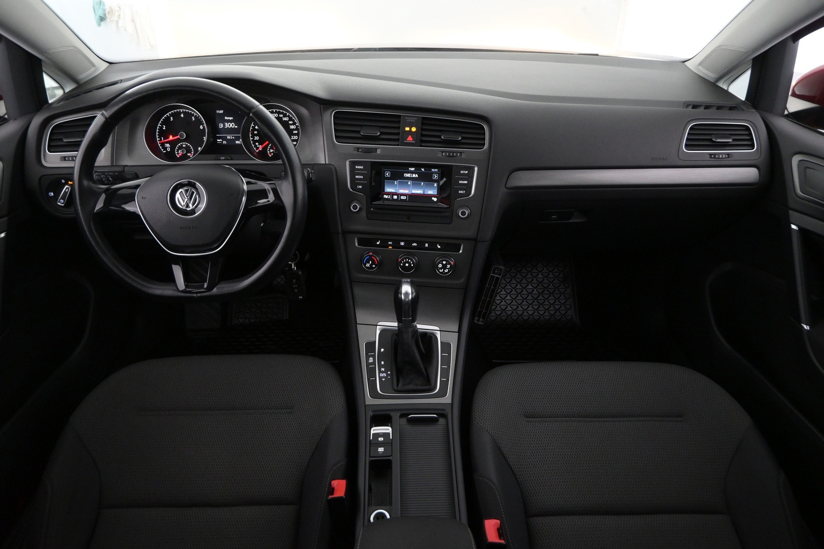 VOLKSWAGEN Golf 2013