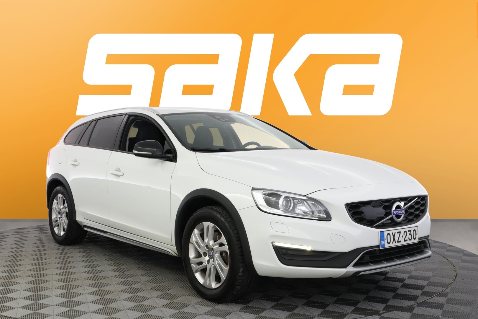 VOLVO V60 Cross Country 2017