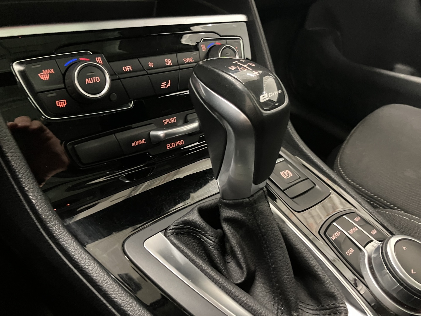 BMW 225 2018