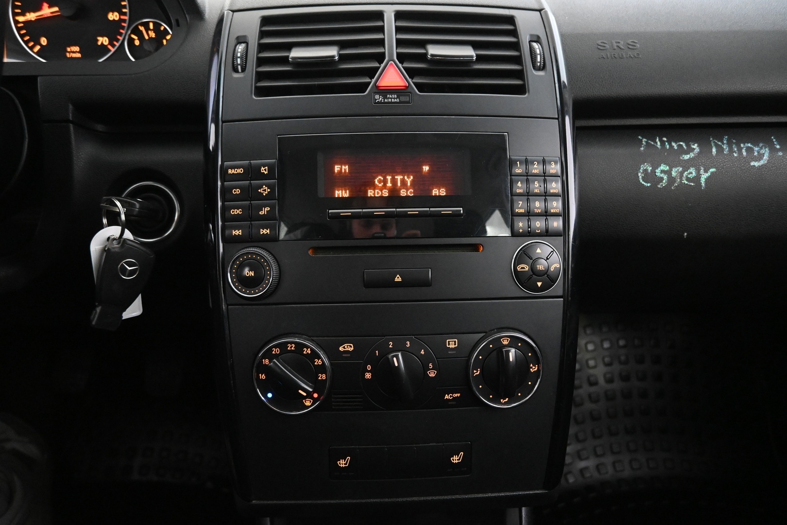 MERCEDES-BENZ A 2005