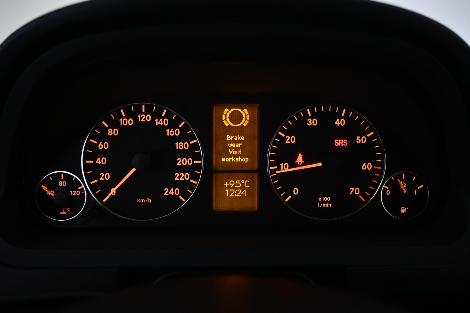 MERCEDES-BENZ A 2005
