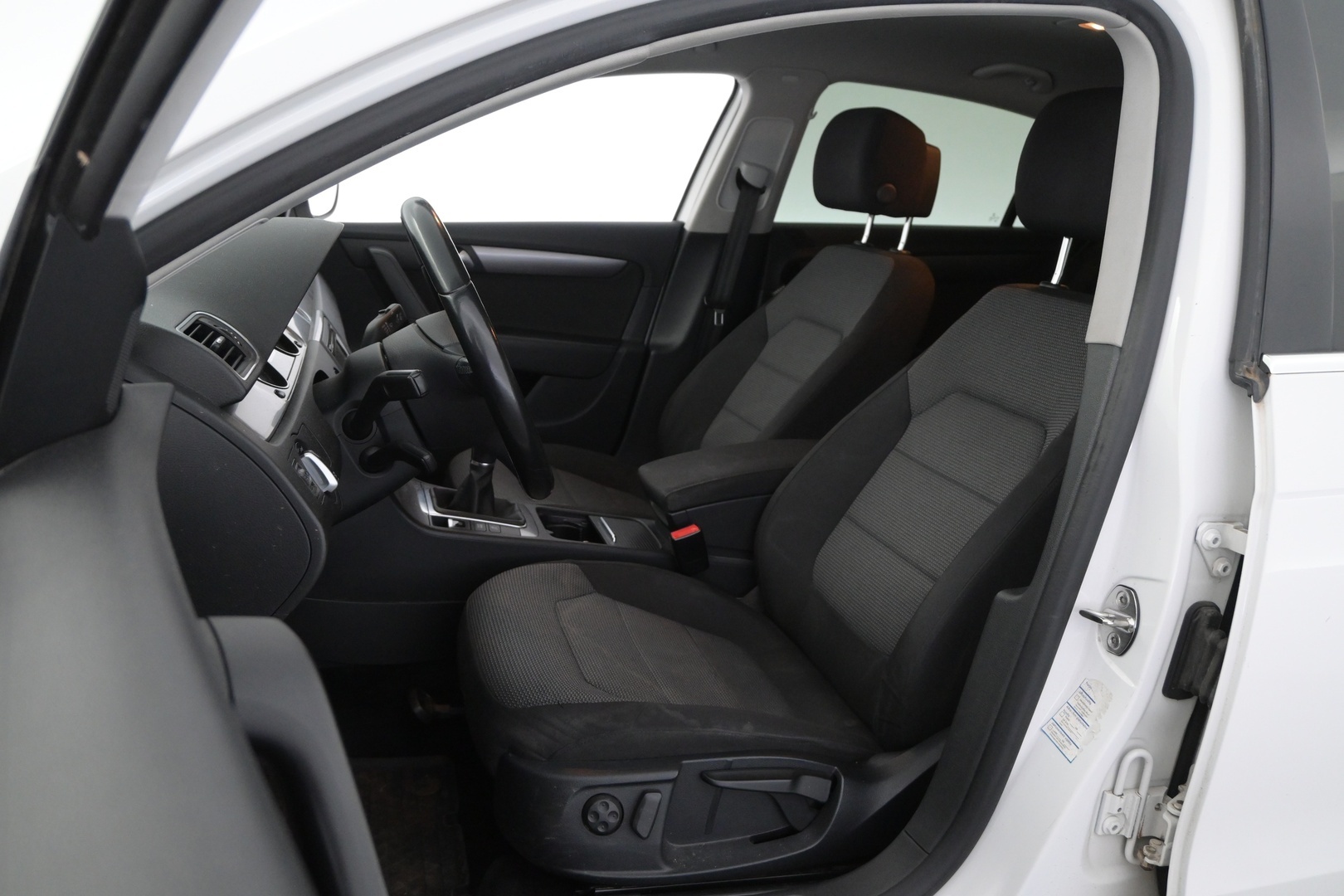 VOLKSWAGEN Passat 2014