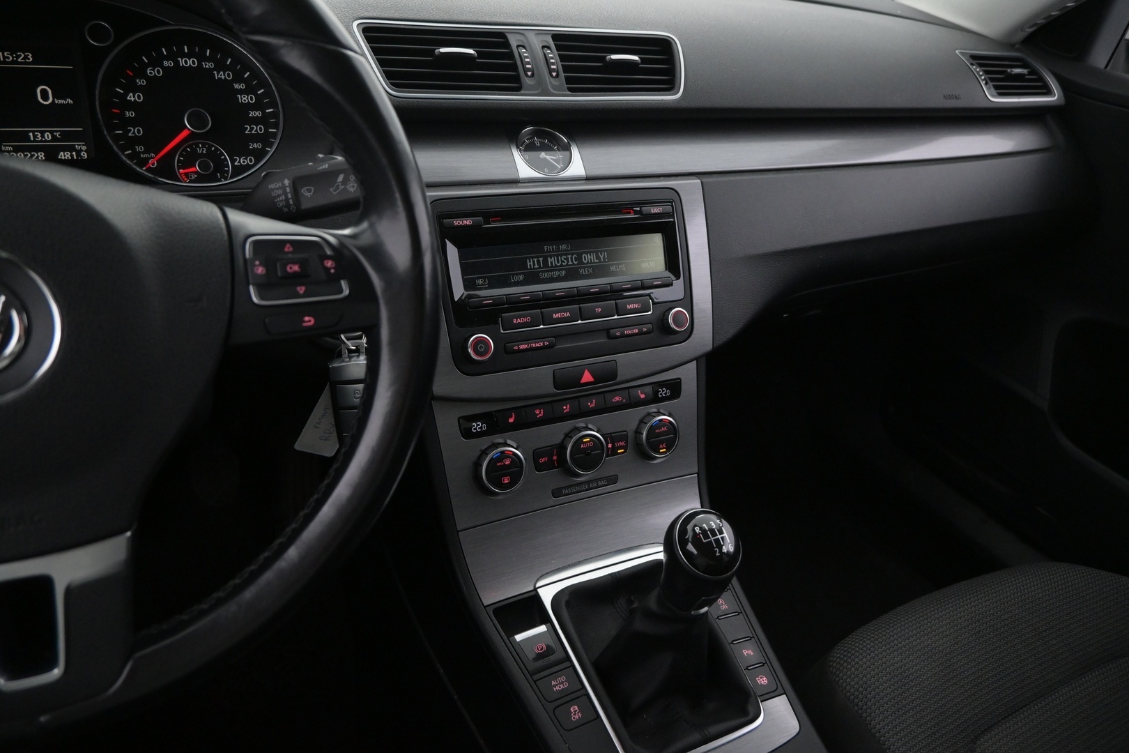 VOLKSWAGEN Passat 2014