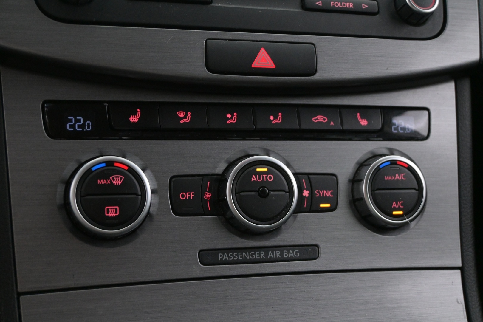 VOLKSWAGEN Passat 2014