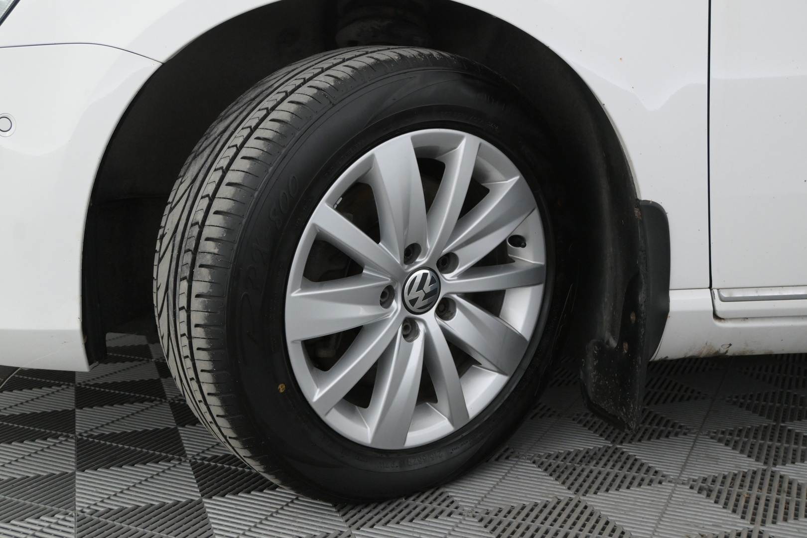 VOLKSWAGEN Passat 2014