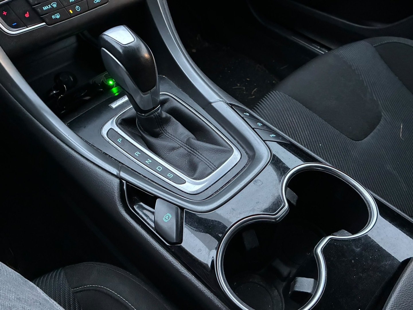 FORD Mondeo 2016