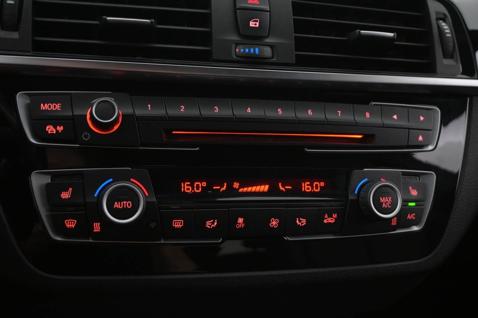 BMW 120 2019
