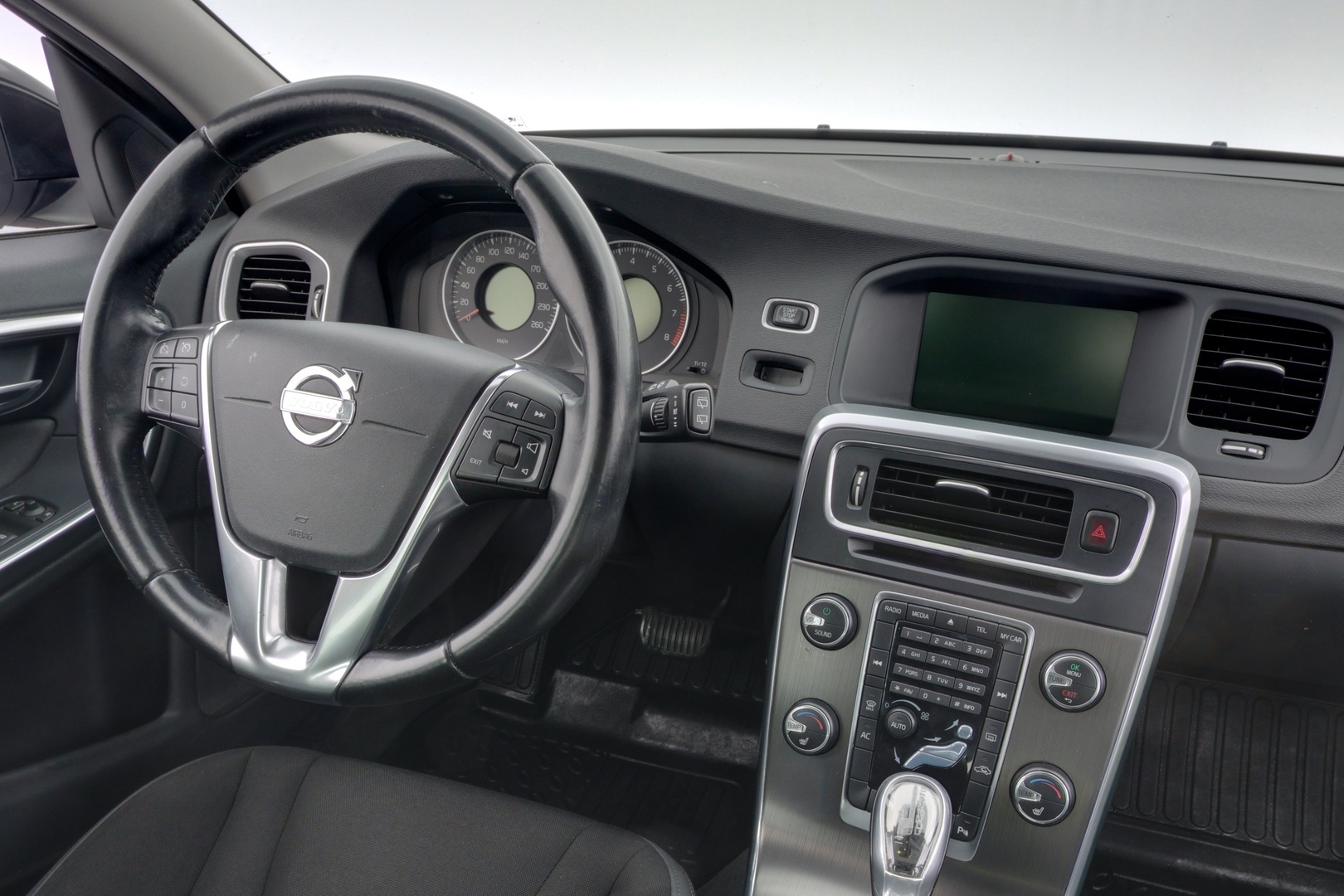 VOLVO V60 2013