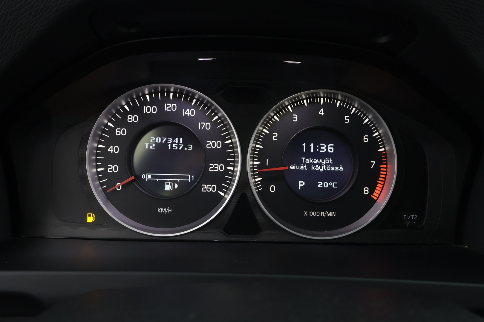 VOLVO V60 2013