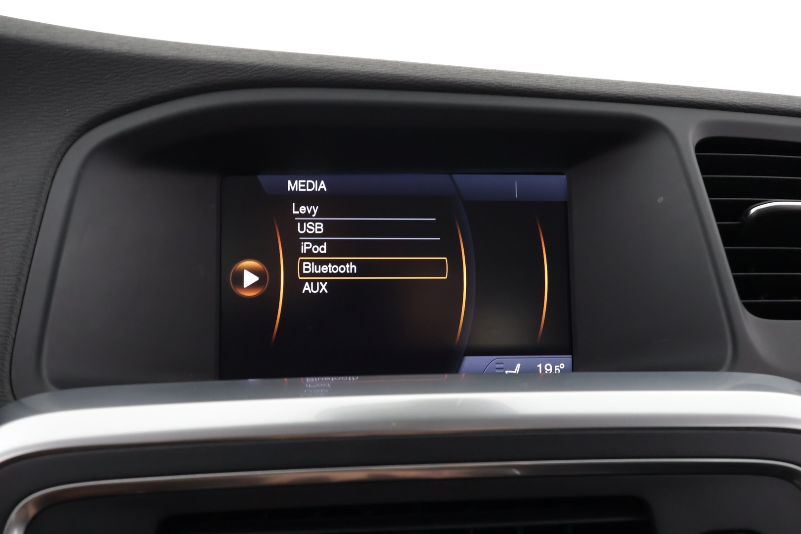 VOLVO V60 2013