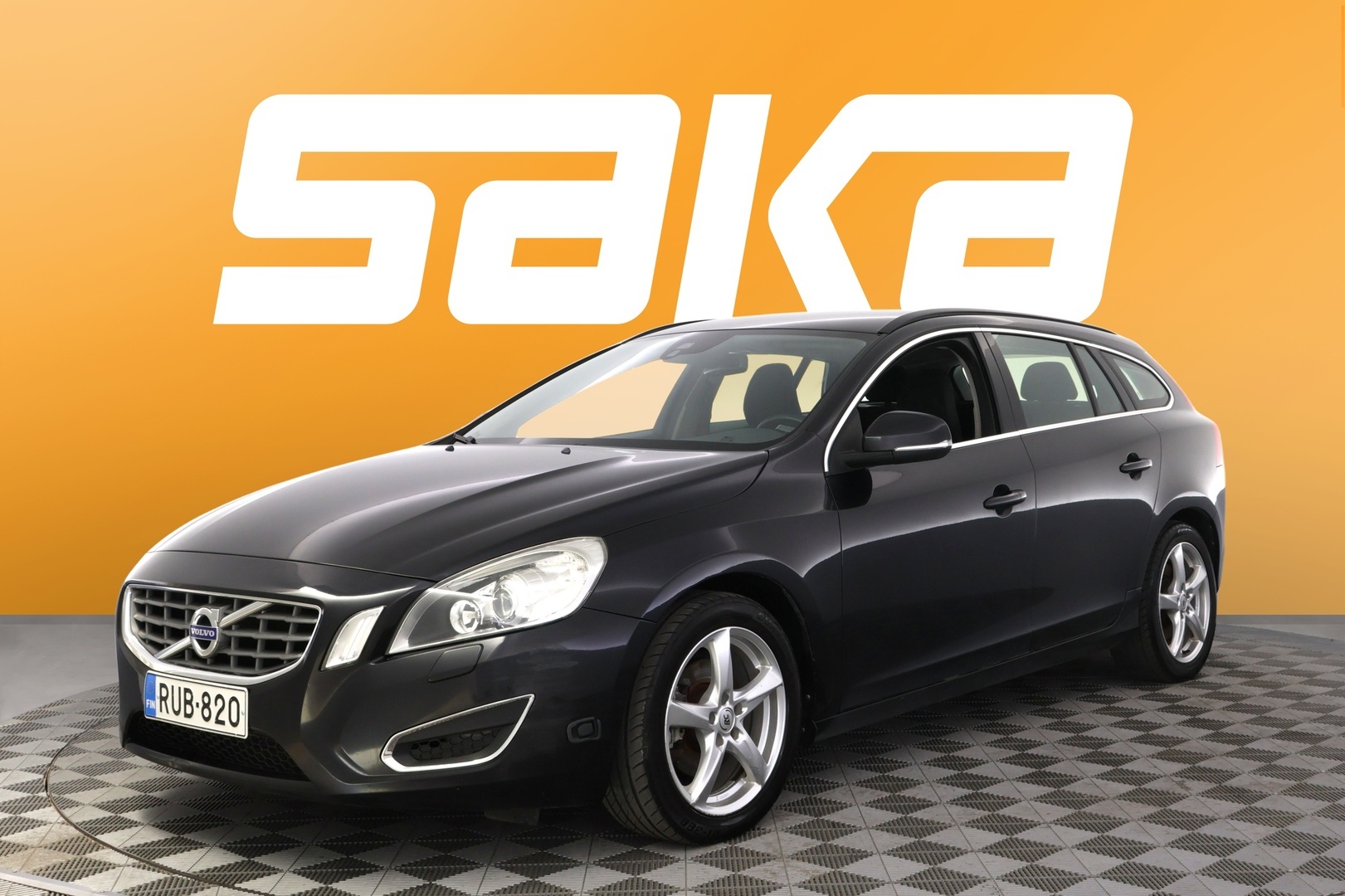 VOLVO V60 2013