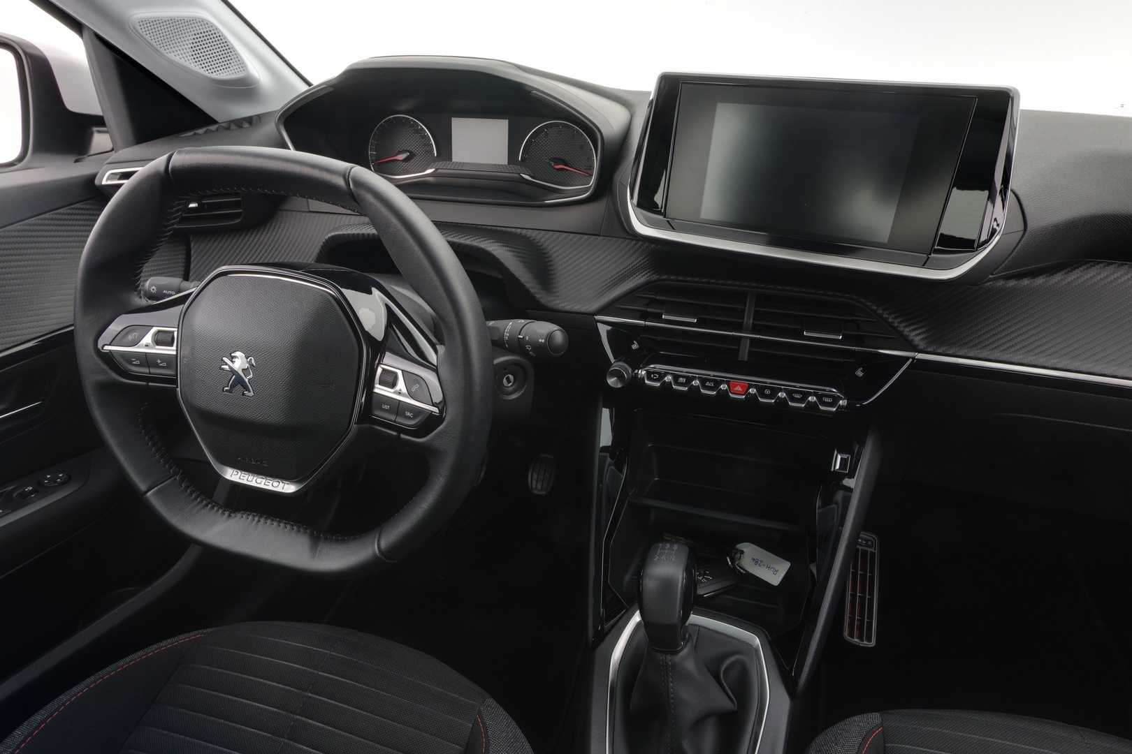 PEUGEOT 208 2021