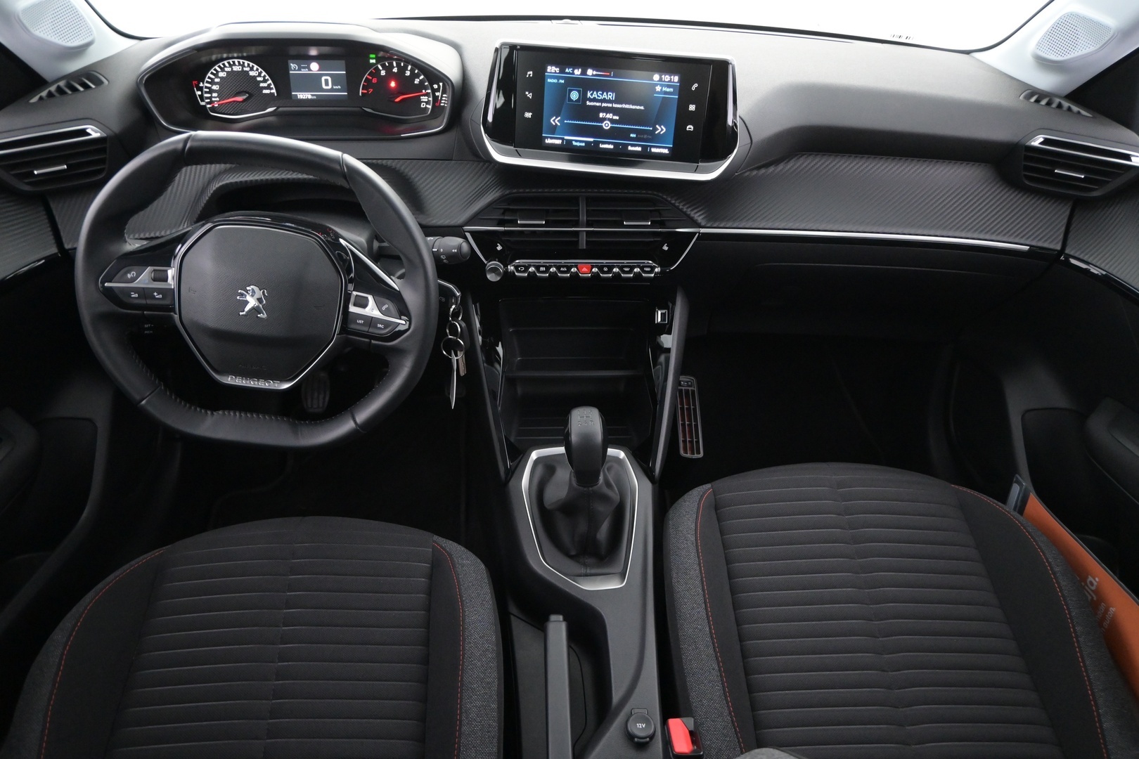 PEUGEOT 208 2021