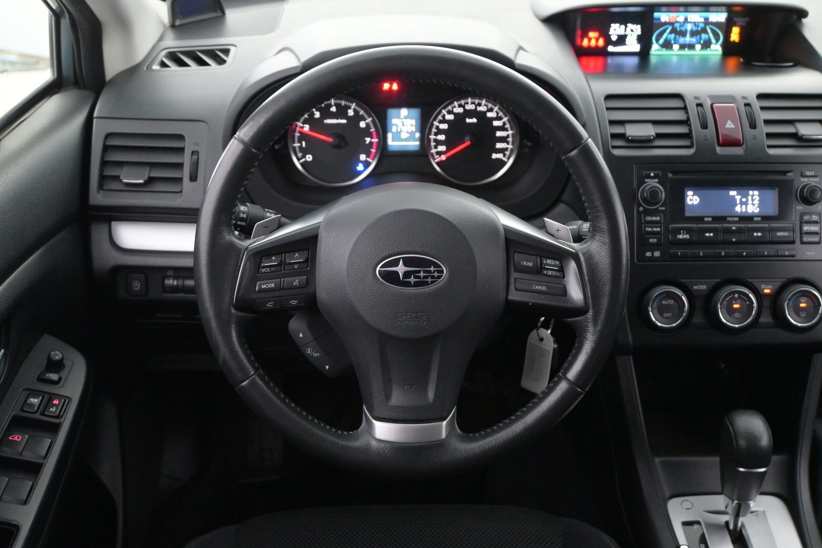 SUBARU XV 2012