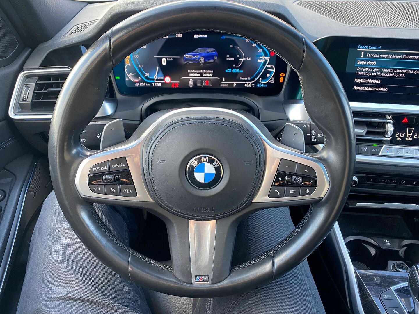 BMW 330 2020
