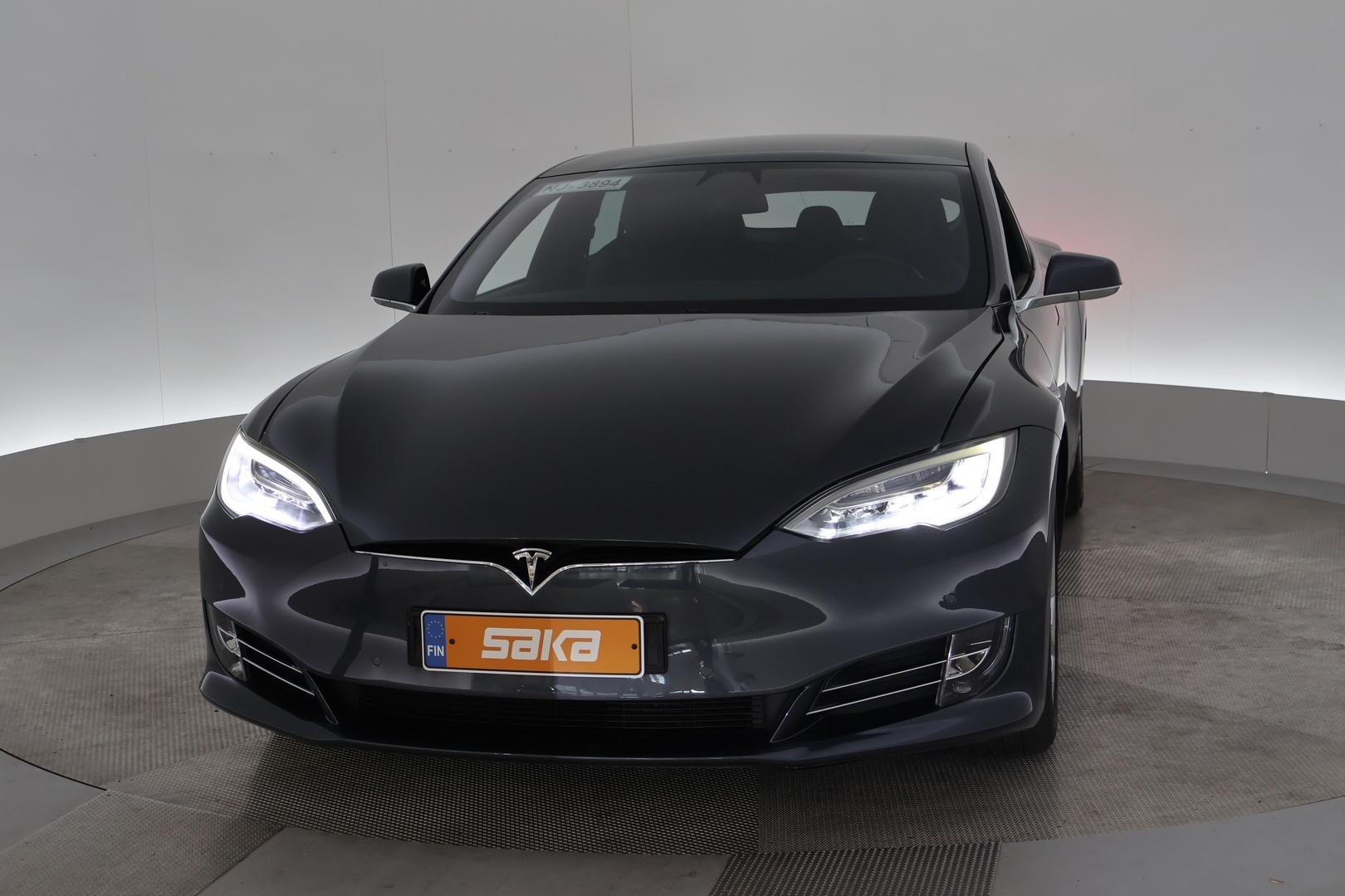 TESLA Model S 2018