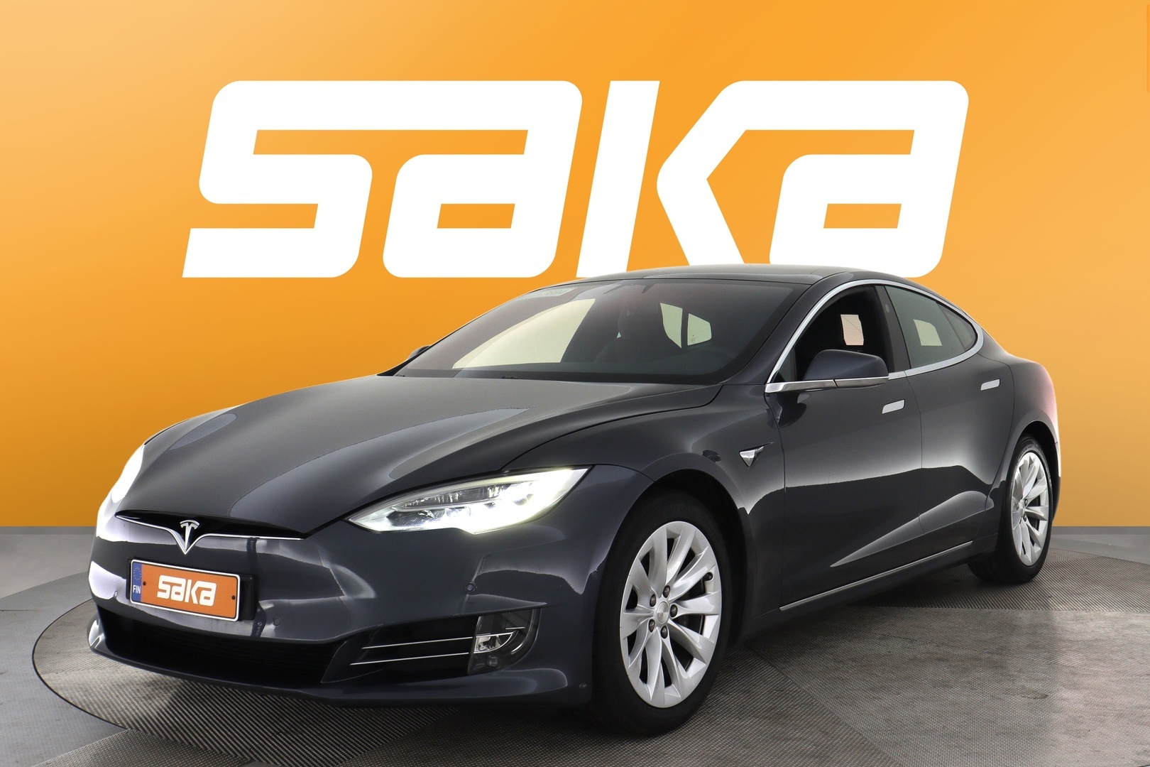 TESLA Model S 2018