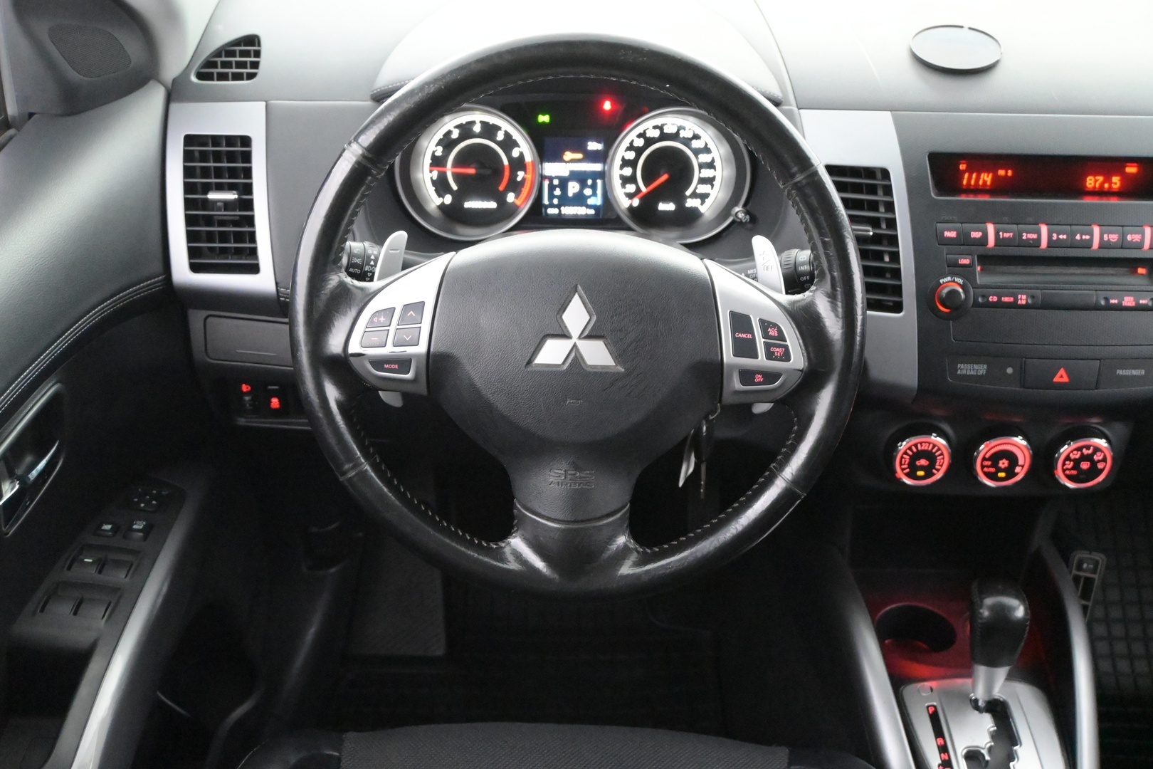 MITSUBISHI Outlander 2011