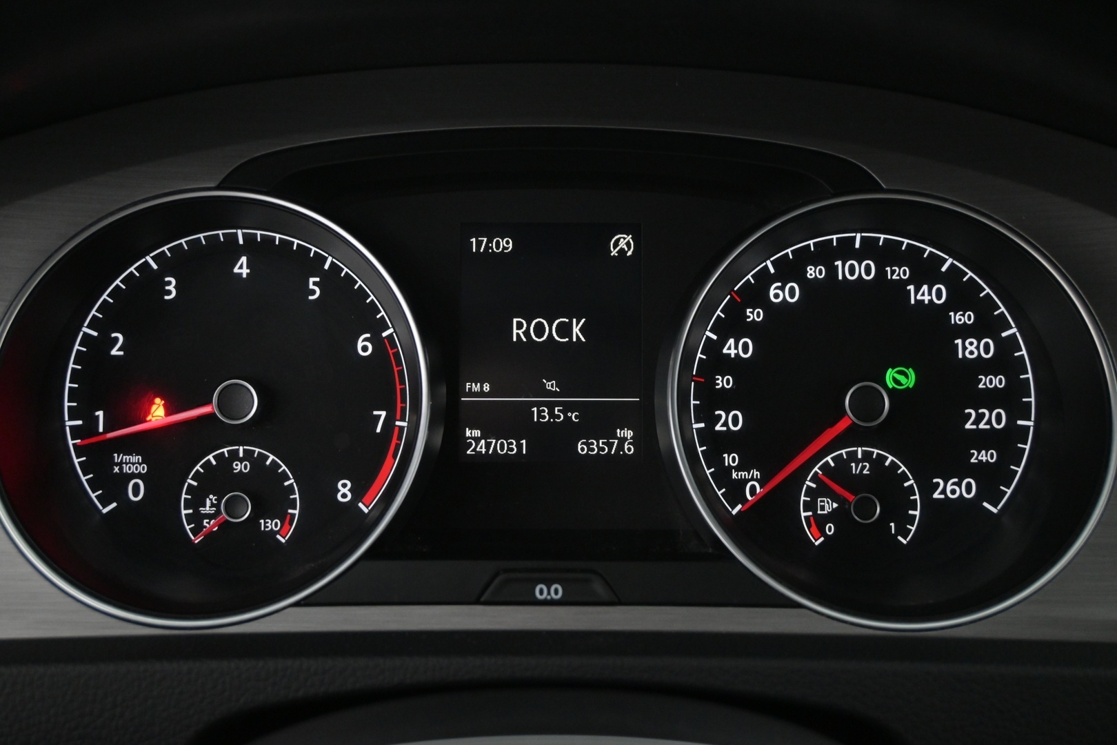 VOLKSWAGEN Golf 2014