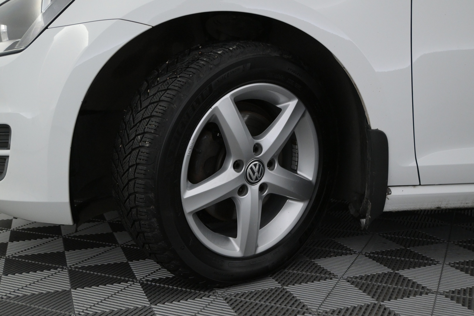 VOLKSWAGEN Golf 2014